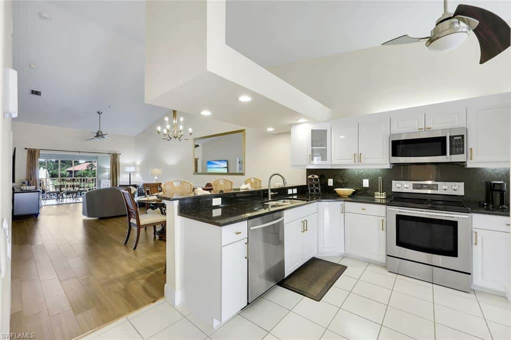 6720 Beach Resort Dr #10, Naples, photo 6