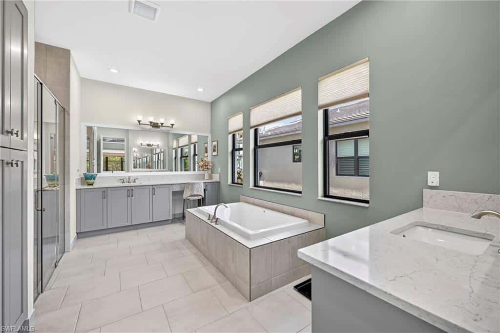 20702 Fair Oak Ln, Estero, photo 23