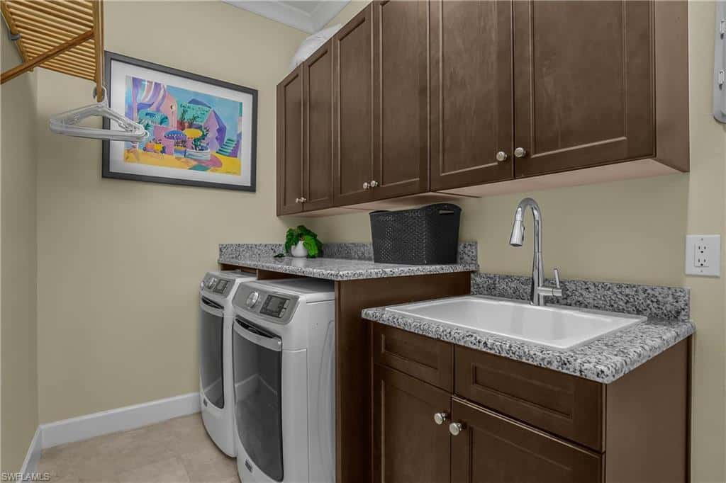 6913 Saona Ct, Naples, photo 28