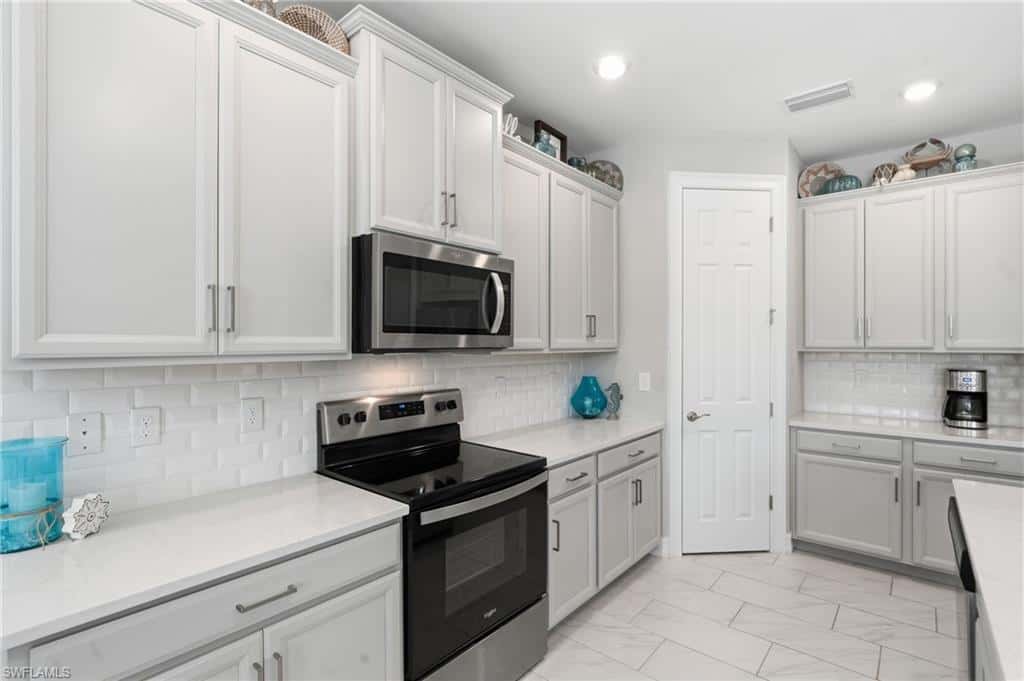 16530 Seagate Pl, Bonita Springs, photo 5
