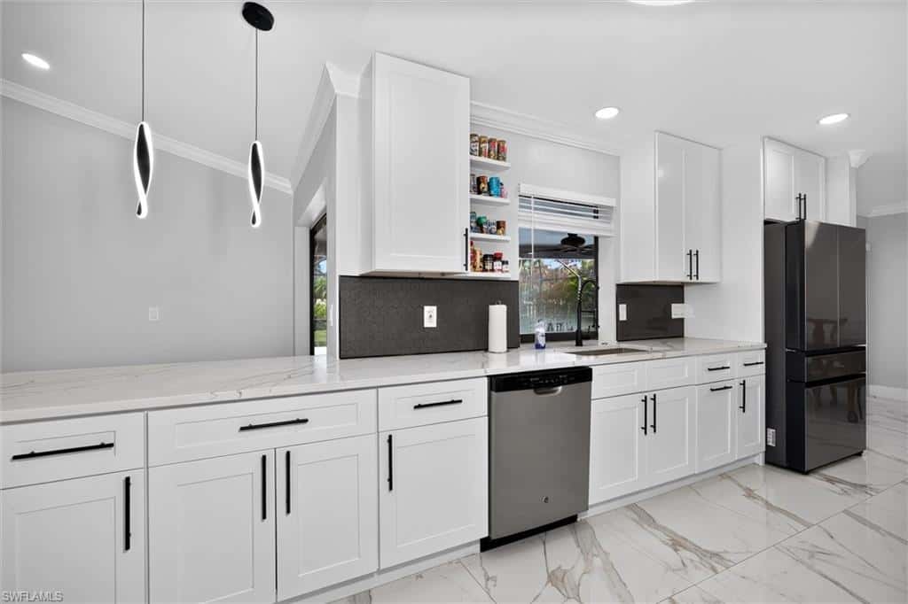 1504 Beechwood Trl, Fort Myers, photo 7