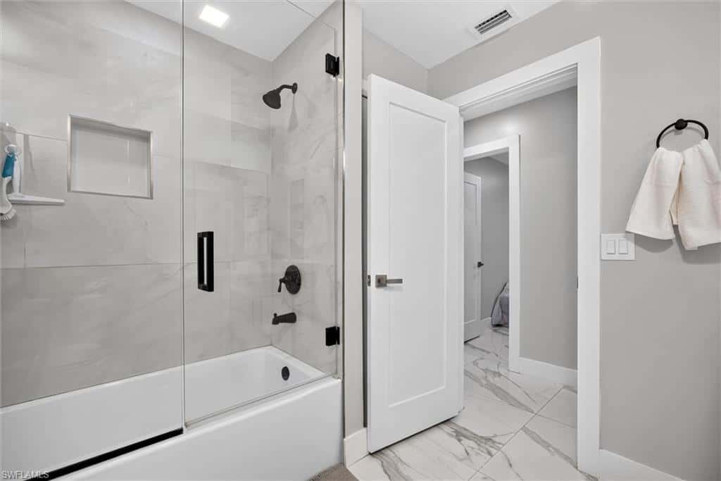 1504 Beechwood Trl, Fort Myers, photo 15