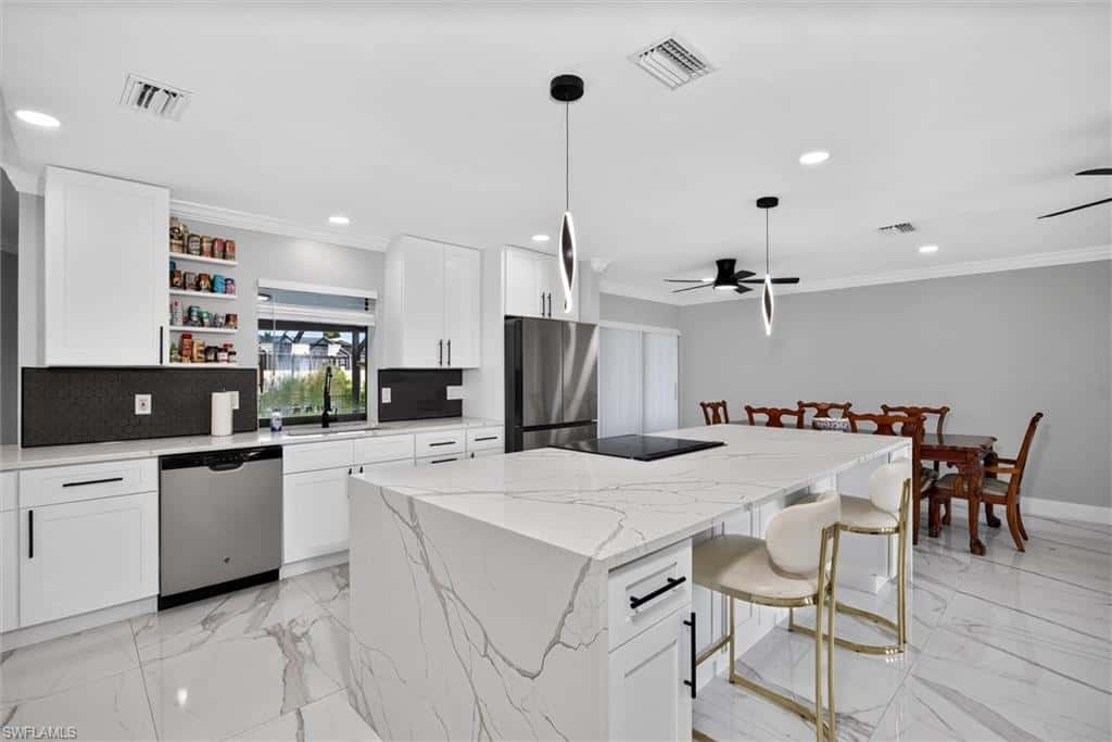 1504 Beechwood Trl, Fort Myers, photo 4