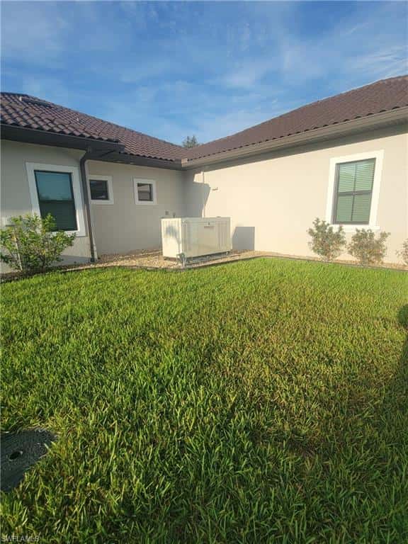 413 Edison Ave, Lehigh Acres, photo 46