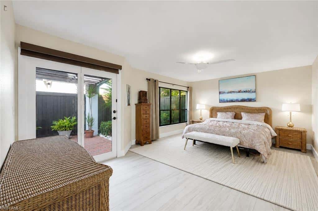 529 Bay Villas Ln, Naples, photo 10