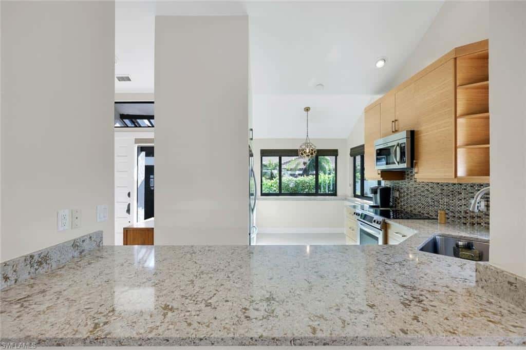 529 Bay Villas Ln, Naples, photo 8