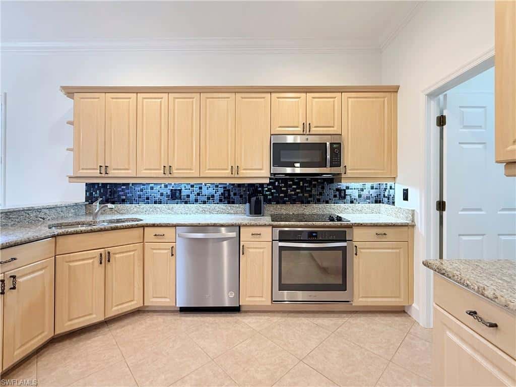 7903 Founders Cir, Naples, photo 6