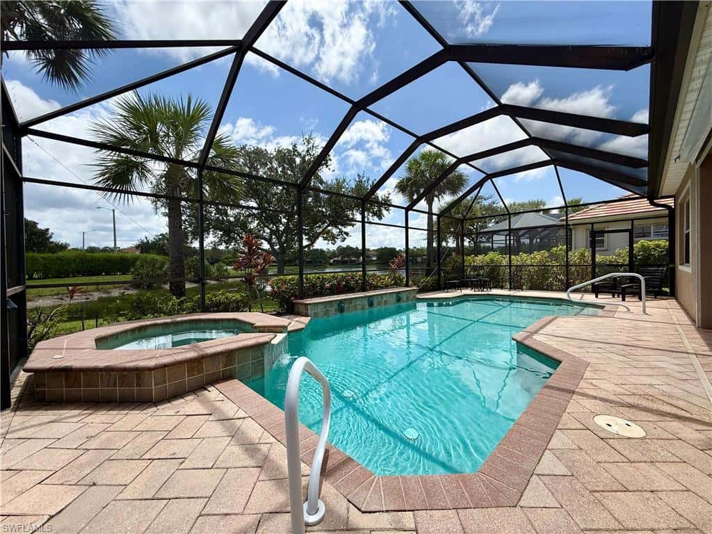 7903 Founders Cir, Naples, photo 34