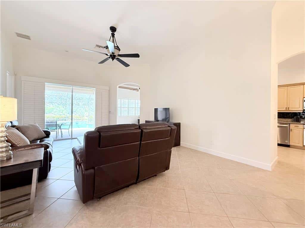 7903 Founders Cir, Naples, photo 15