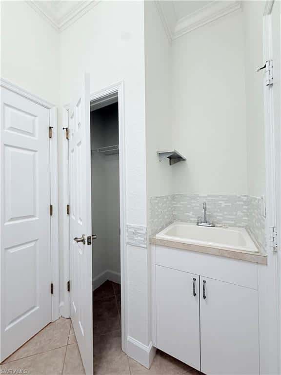 7903 Founders Cir, Naples, photo 31
