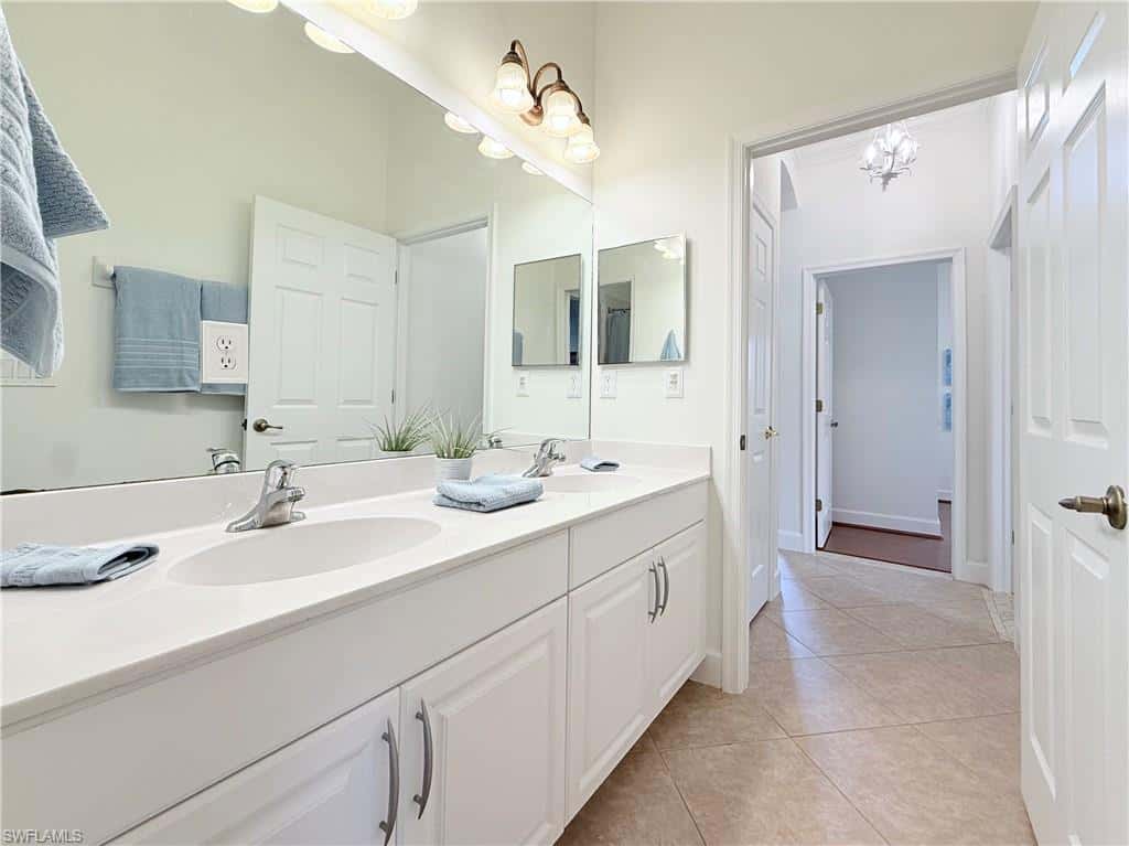 7903 Founders Cir, Naples, photo 29