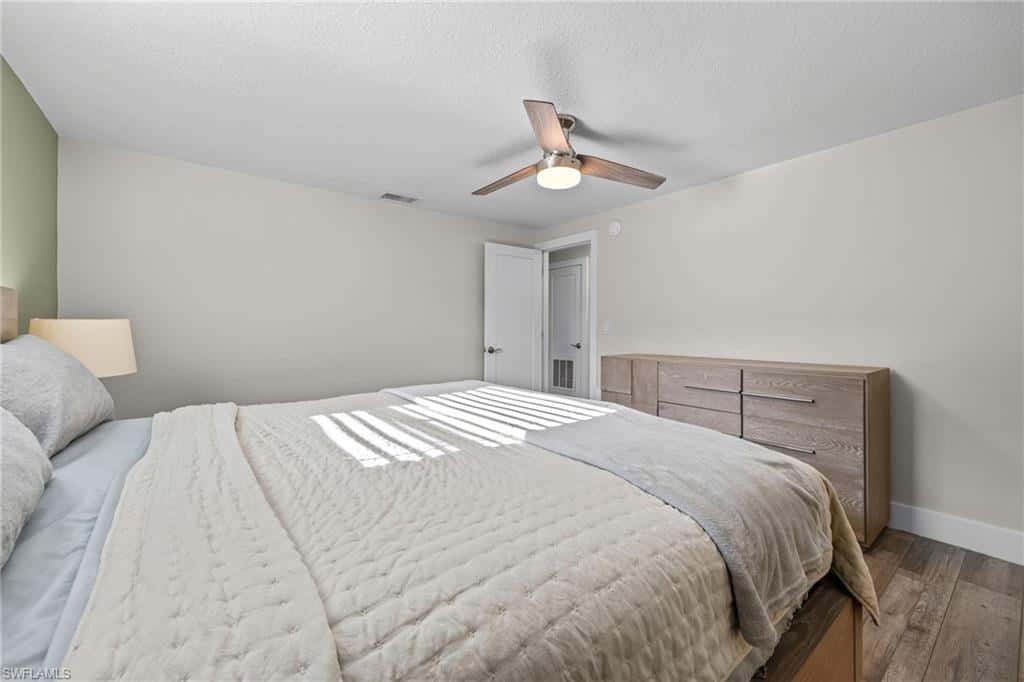 1223 Biltmore Dr, Fort Myers, photo 23