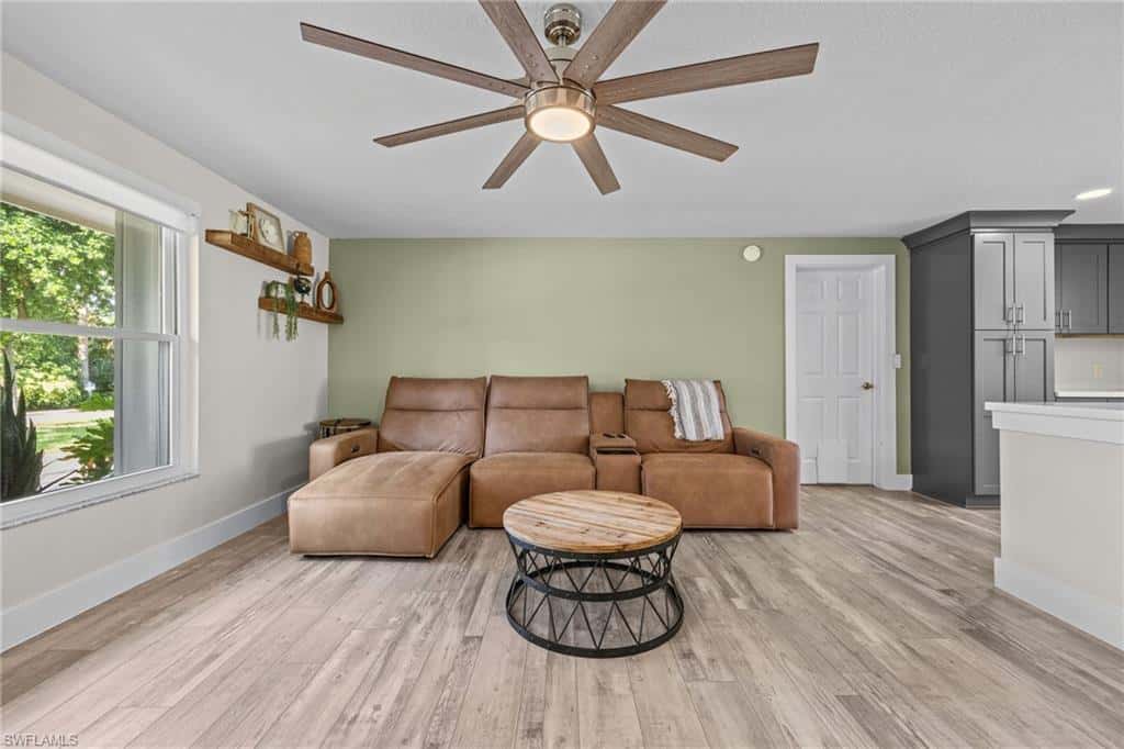 1223 Biltmore Dr, Fort Myers, photo 9