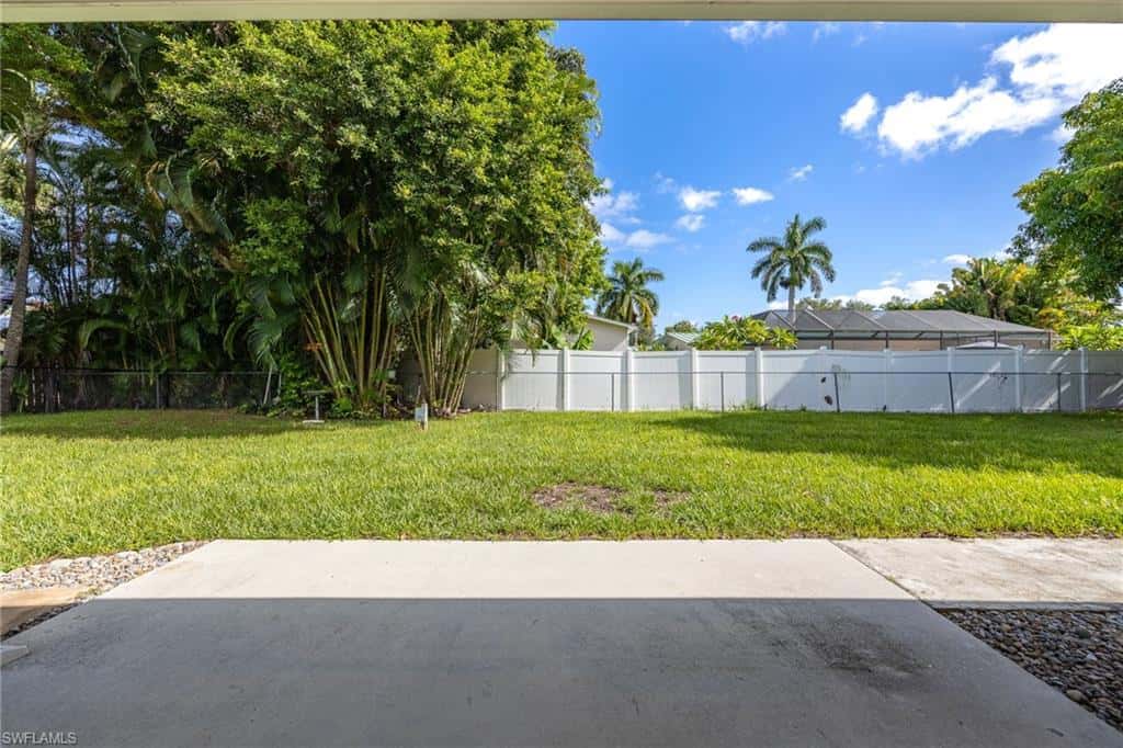 1223 Biltmore Dr, Fort Myers, photo 33