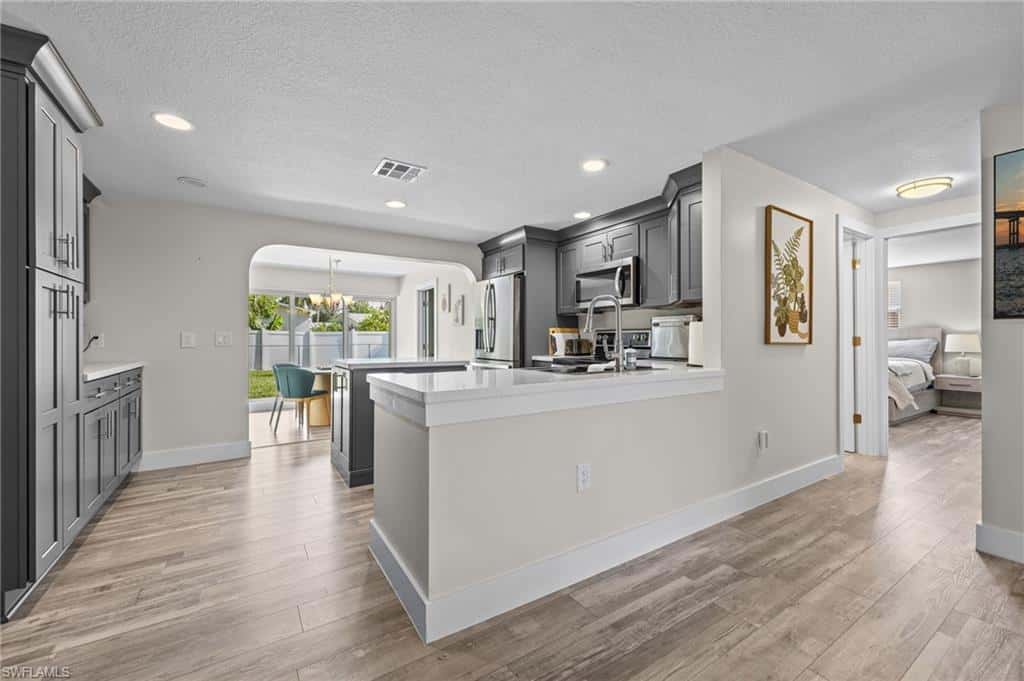 1223 Biltmore Dr, Fort Myers, photo 14