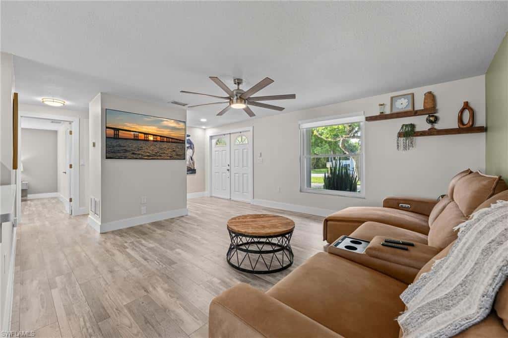 1223 Biltmore Dr, Fort Myers, photo 11