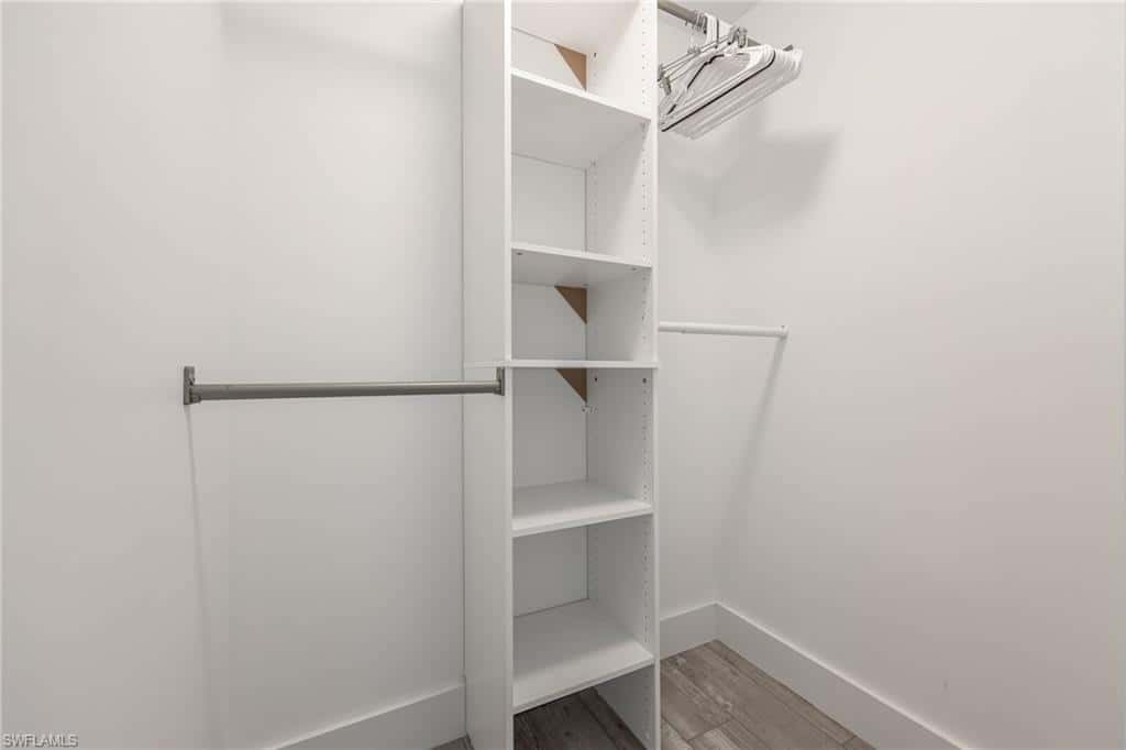 1223 Biltmore Dr, Fort Myers, photo 25