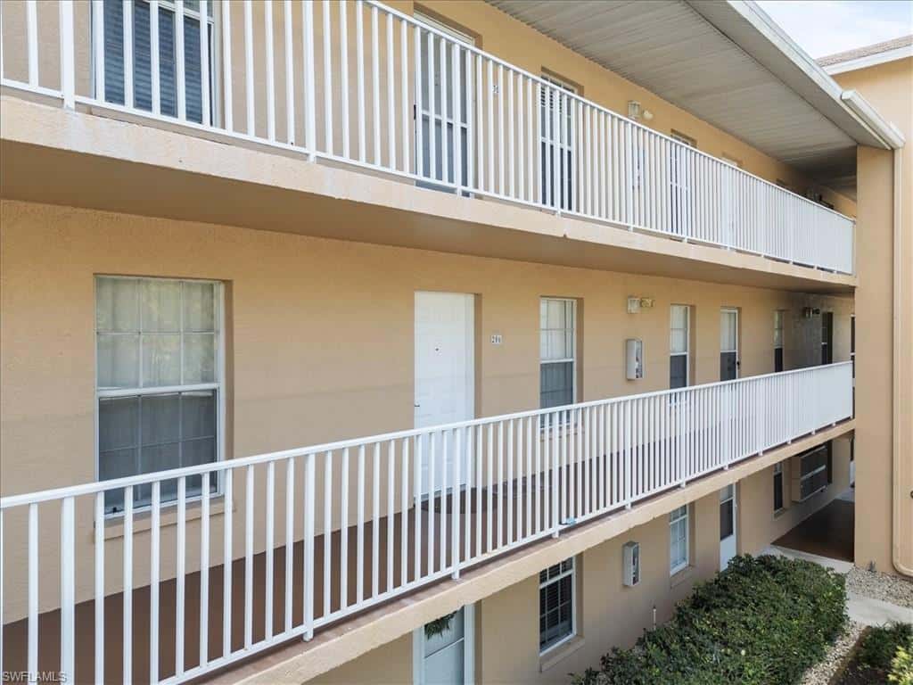 9660 Victoria Ln #206, Naples, photo 22