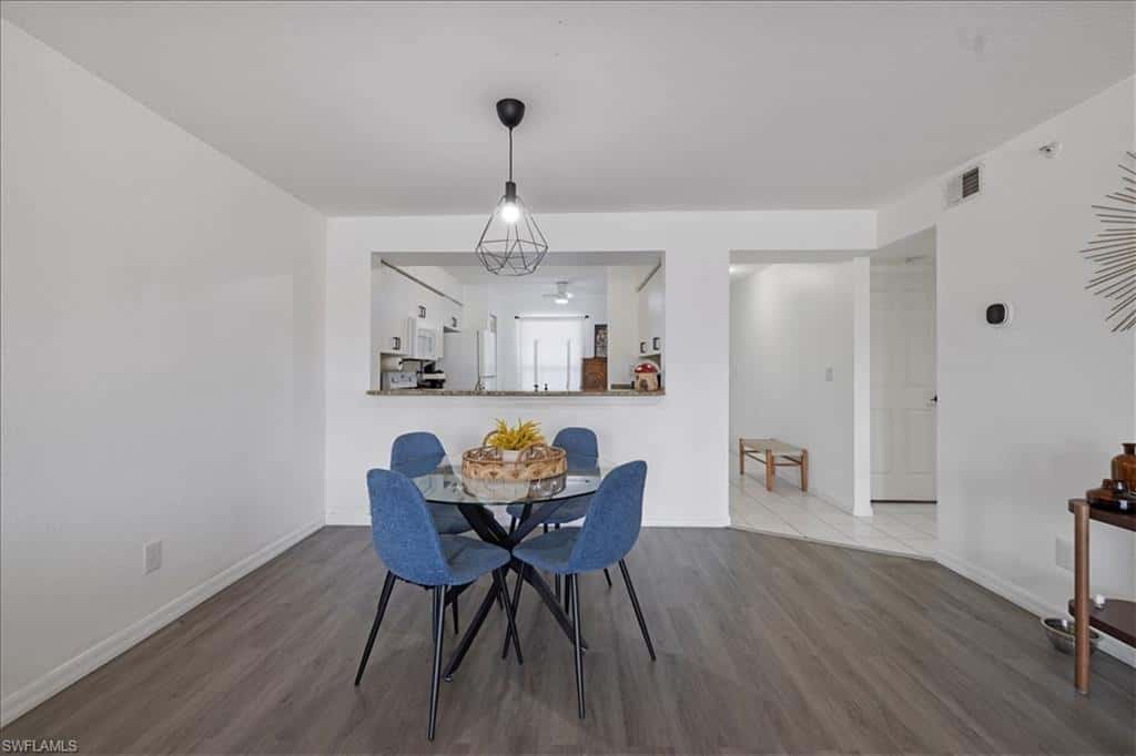 9660 Victoria Ln #206, Naples, photo 7