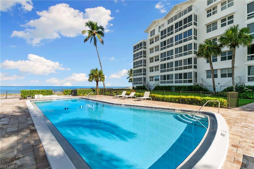 2121 Gulf Shore Blvd #203, Naples, photo 27