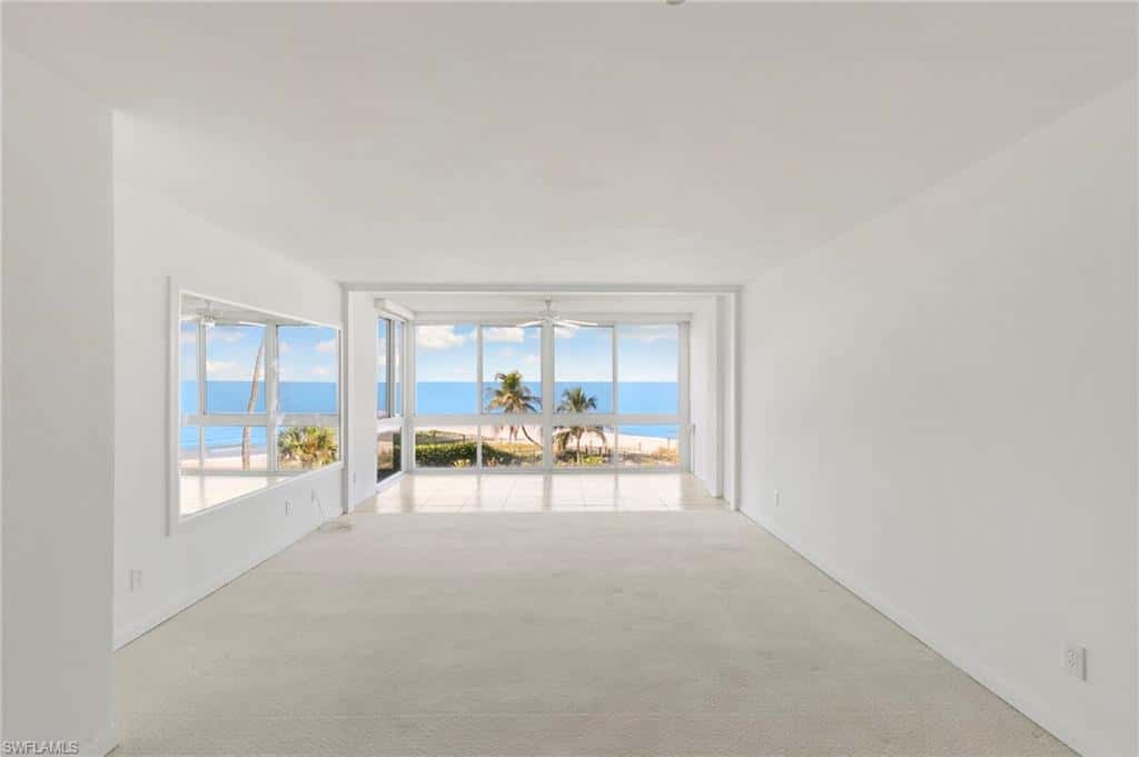 2121 Gulf Shore Blvd #203, Naples, photo 4