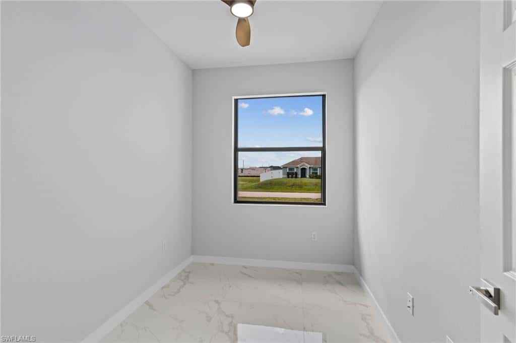3921 40th Ln, Cape Coral, photo 33