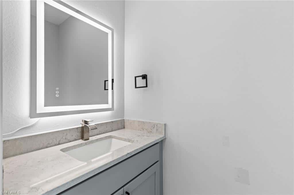 3921 40th Ln, Cape Coral, photo 21