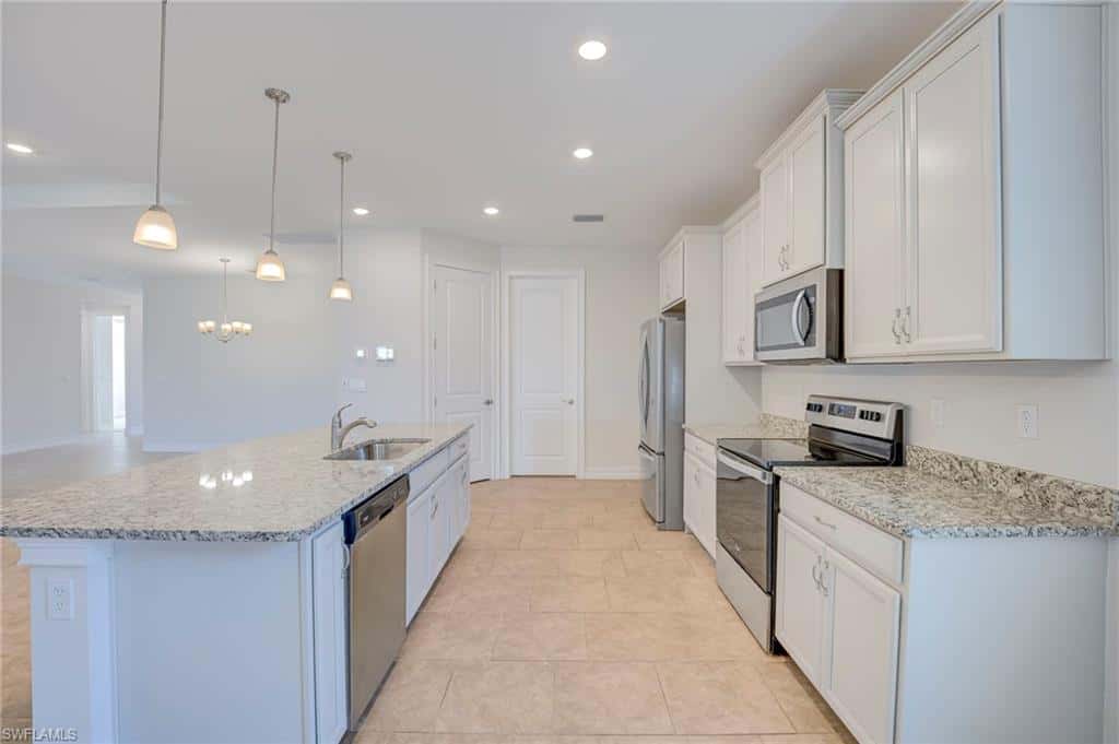 18217 Everson Miles Cir, North Fort Myers, photo 9