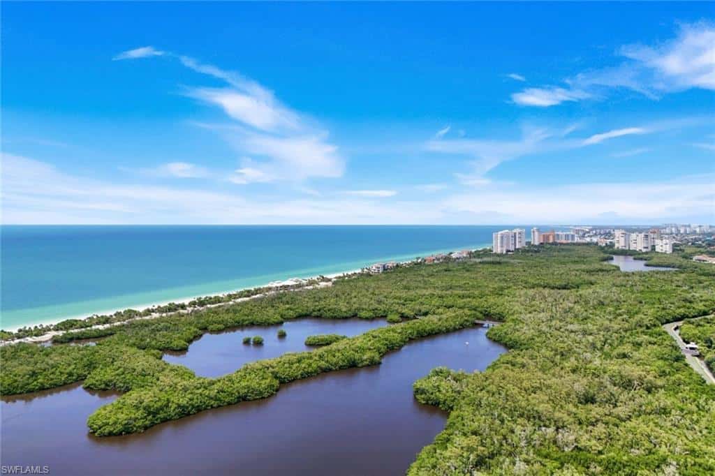6520 Valen Way #104, Naples, photo 37