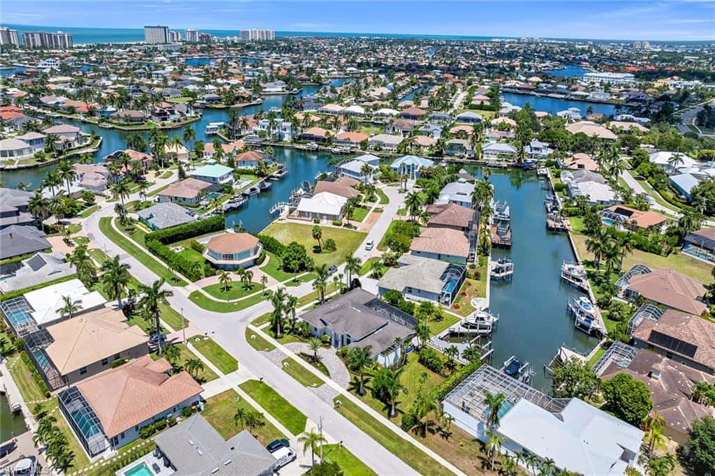 1276 Treasure Ct, Marco Island, photo 46
