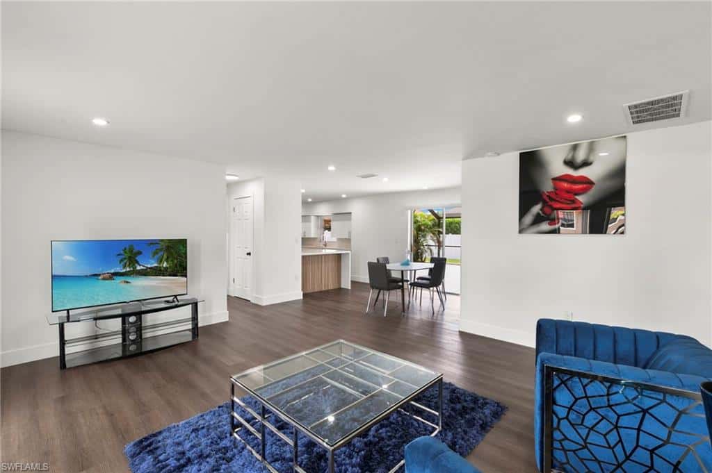351 Columbus Way, Marco Island, photo 4