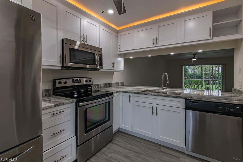 2562 Kings Lake Blvd #102, Naples, photo 10