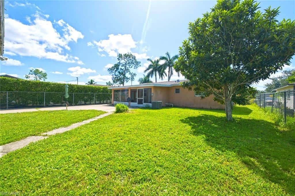 5449 Hardee St, Naples, photo 25