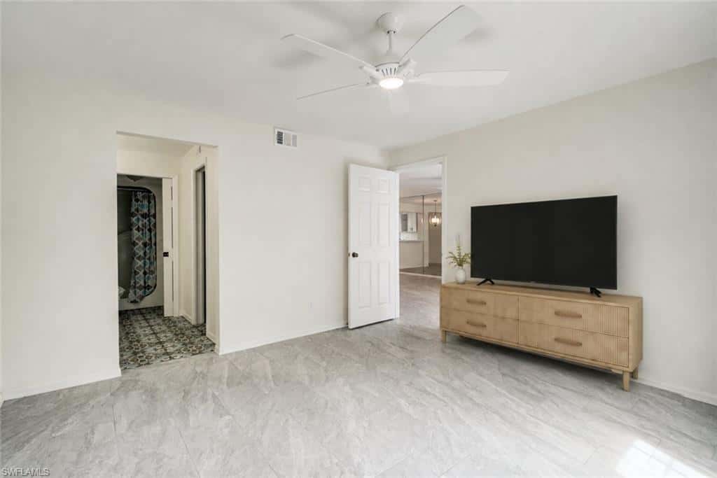 228 Belina Dr #5-605, Naples, photo 15