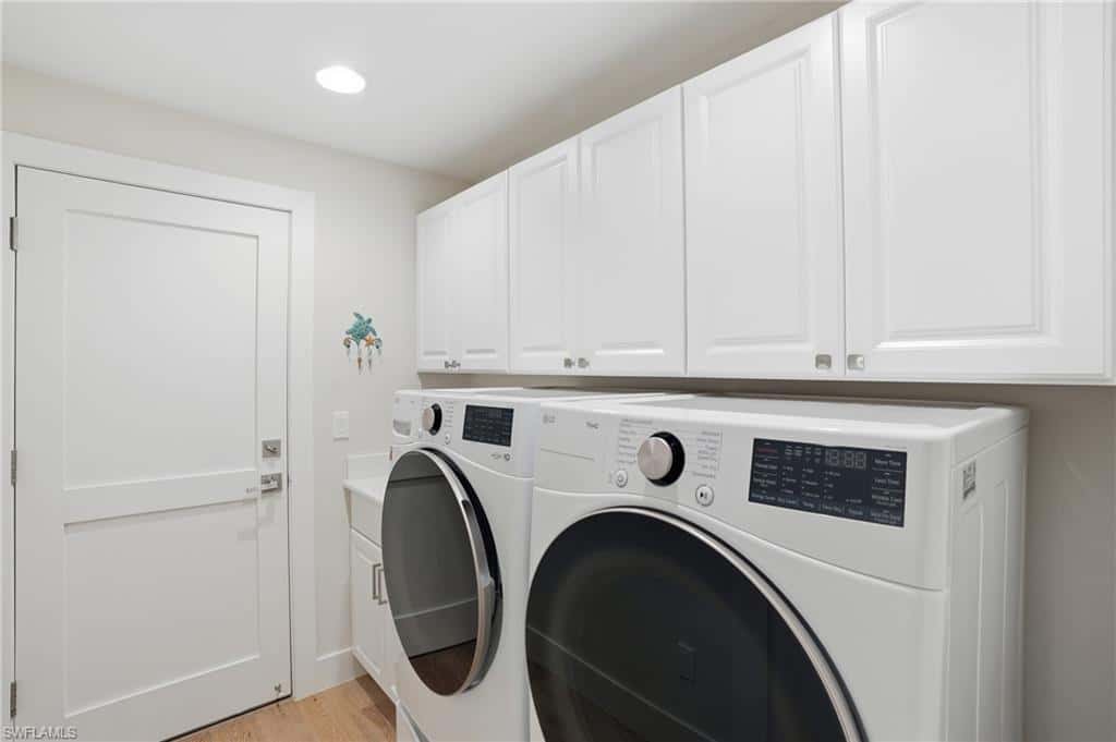 1590 Sandpiper St, Naples, photo 27