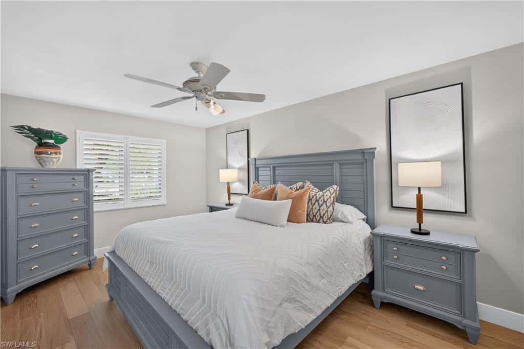 1590 Sandpiper St, Naples, photo 16