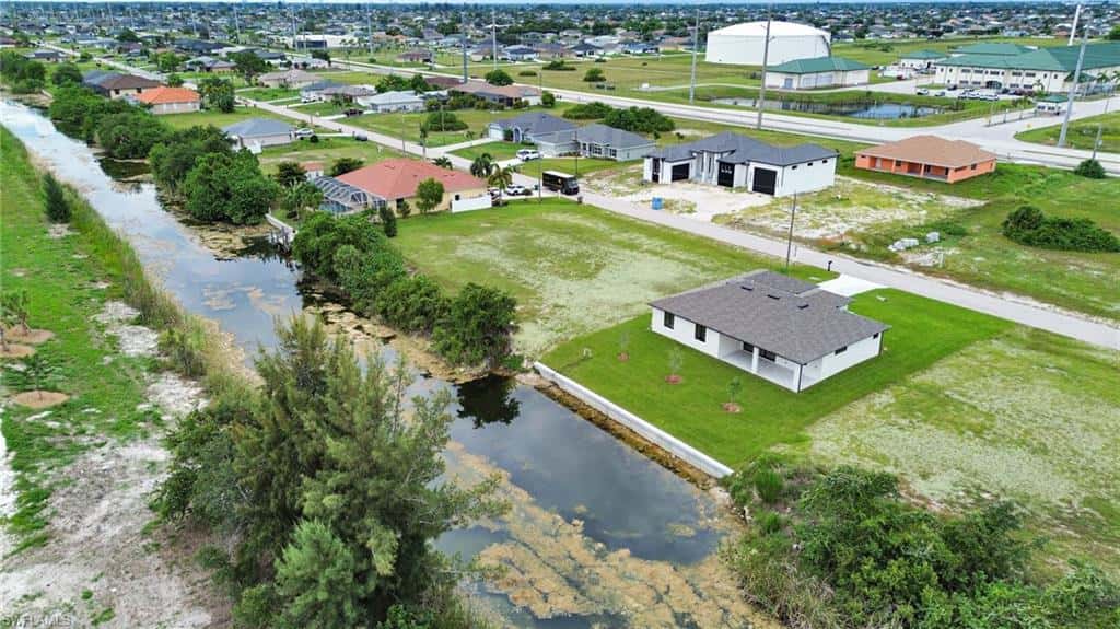 1239 24th Ter, Cape Coral, photo 49