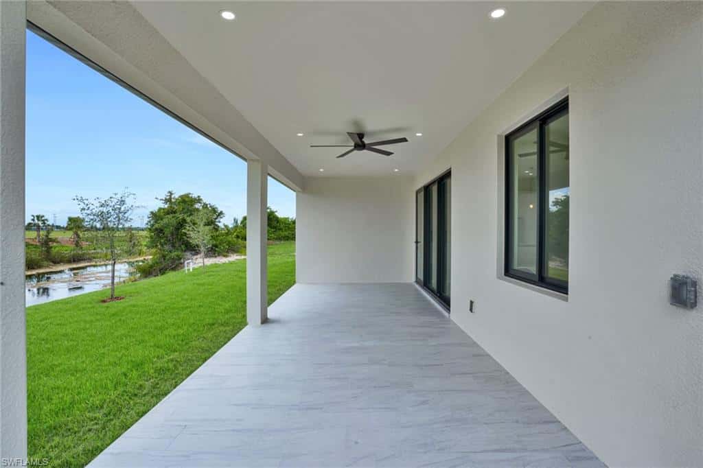 1239 24th Ter, Cape Coral, photo 37