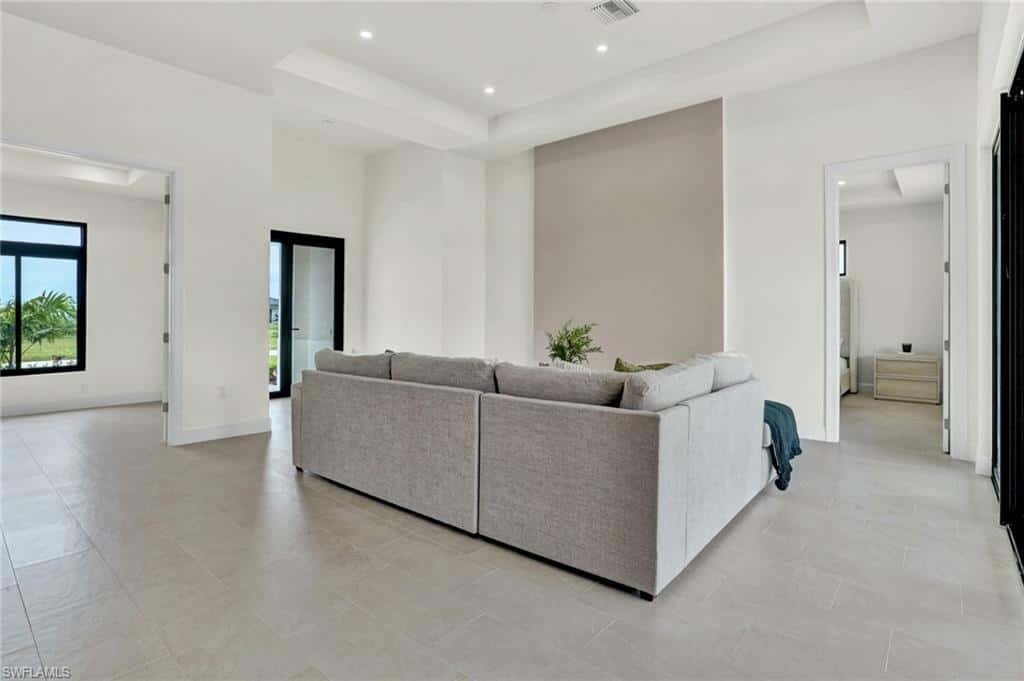 1239 24th Ter, Cape Coral, photo 15