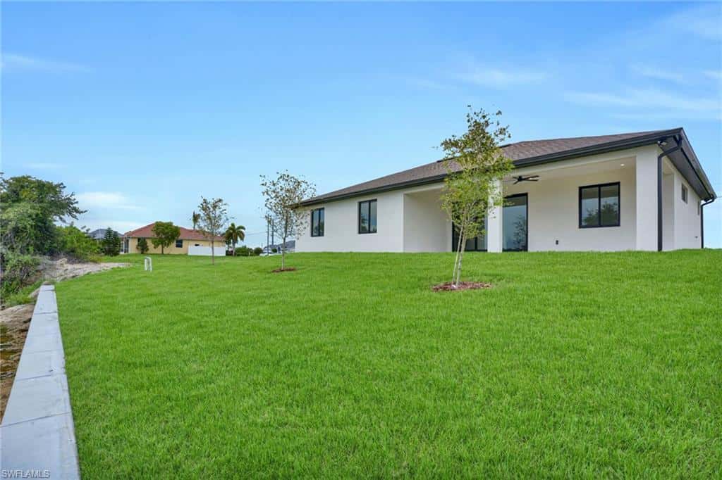 1239 24th Ter, Cape Coral, photo 40