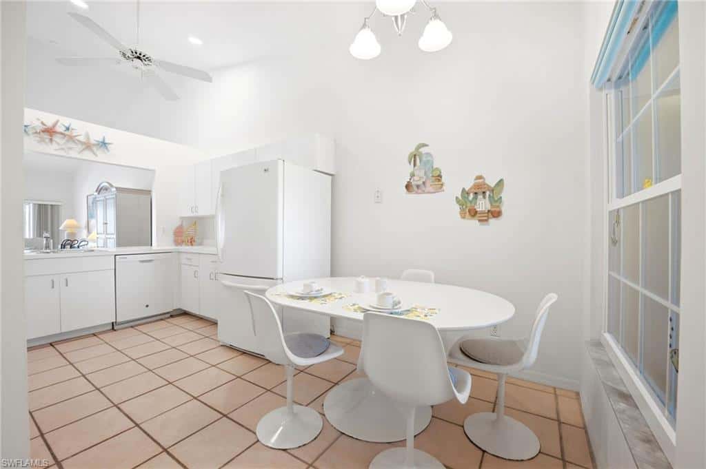 2872 Crown Pointe Blvd, Naples, photo 11