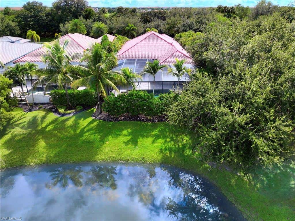16759 Cabreo Dr, Naples, photo 39