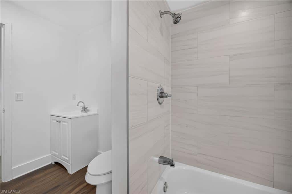 6049 Perthshire Ln, Fort Myers, photo 26