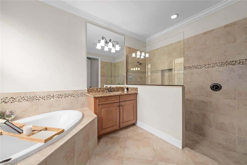 12574 Fenhurst Way, Naples, photo 10