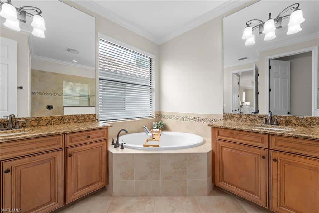 12574 Fenhurst Way, Naples, photo 11