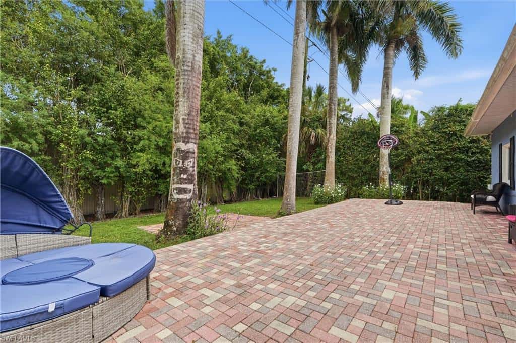 4561 Beechwood Lake Dr, Naples, photo 7