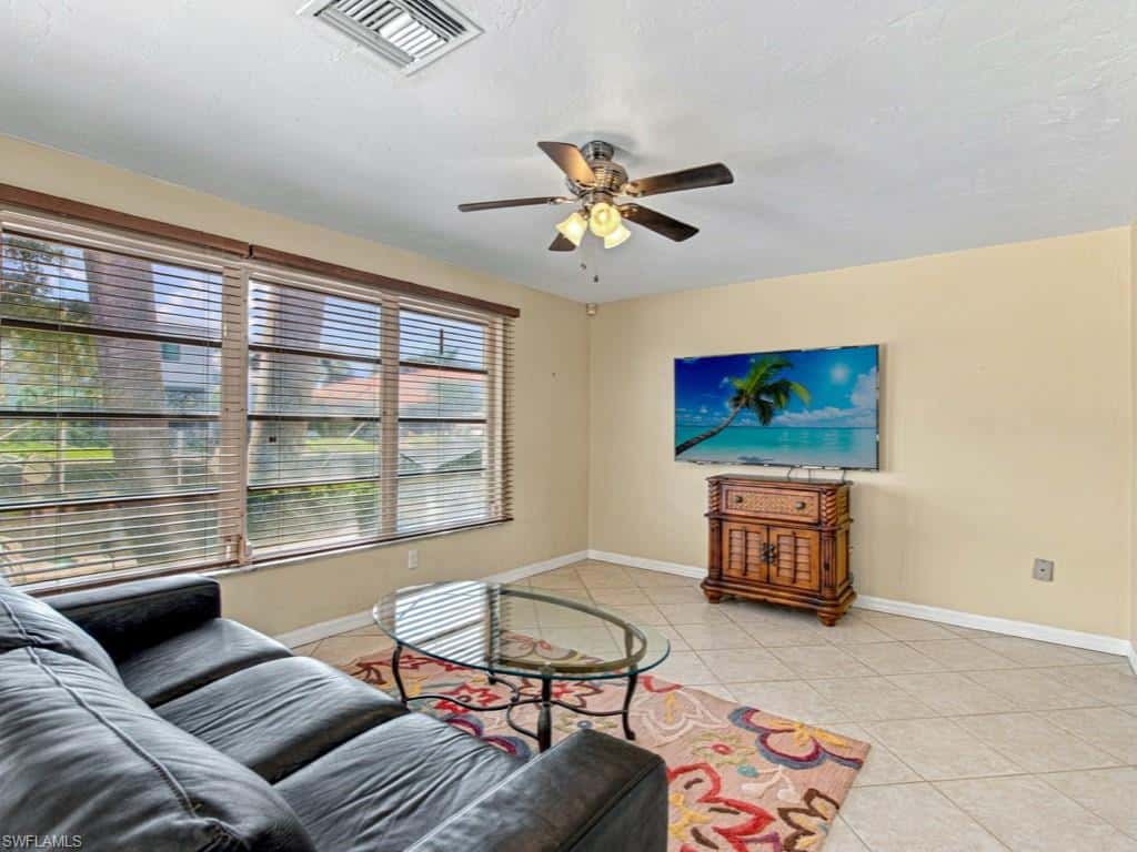 154 Hollyhock Ct, Marco Island, photo 12