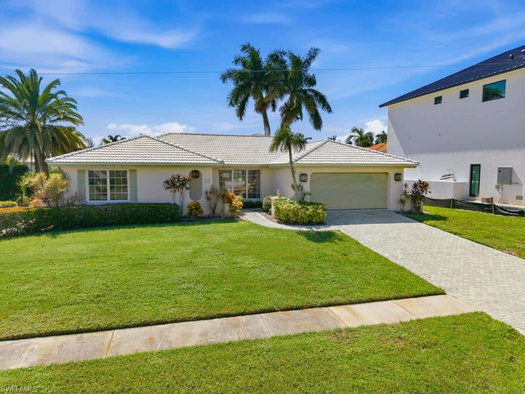 154 Hollyhock Ct, Marco Island, photo 30