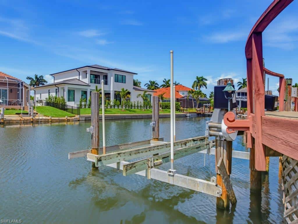 154 Hollyhock Ct, Marco Island, photo 21