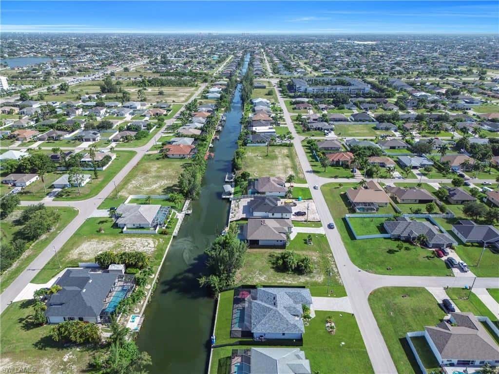 2127 17th Pl, Cape Coral, photo 47
